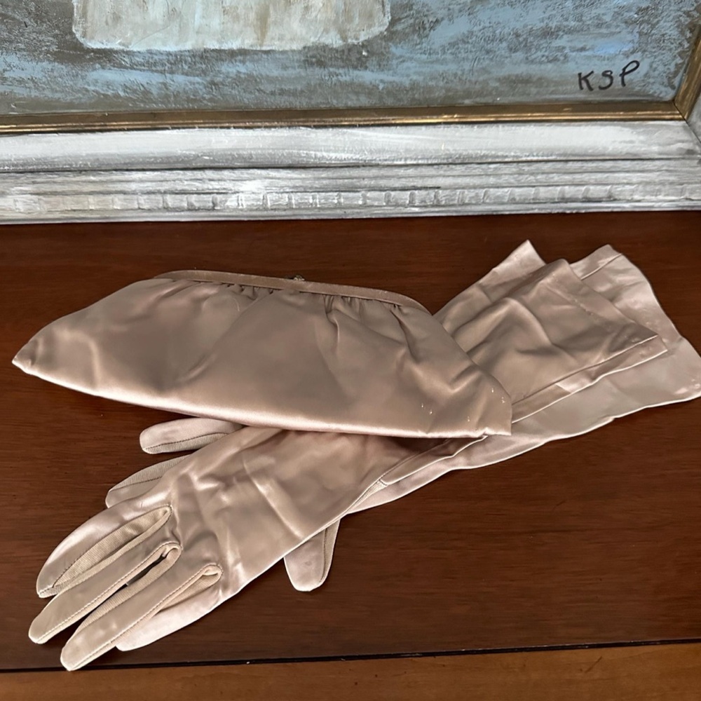 Vintage Elegant Champagne Satin Evening Gloves and Matching Clutch Set